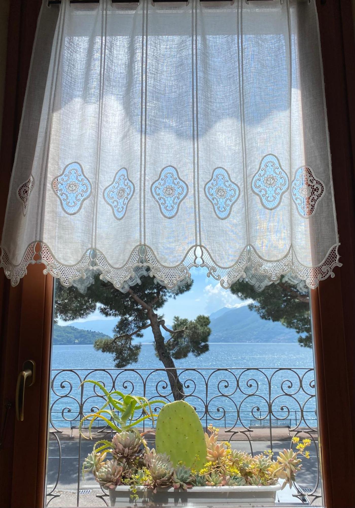 Casa d'epoca fronte lago a Domaso lago di Como Exterior foto